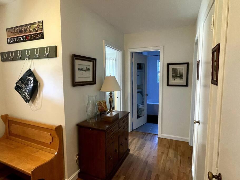 The Bourbon & Horse Country Epicenter Villa Frankfort Luaran gambar